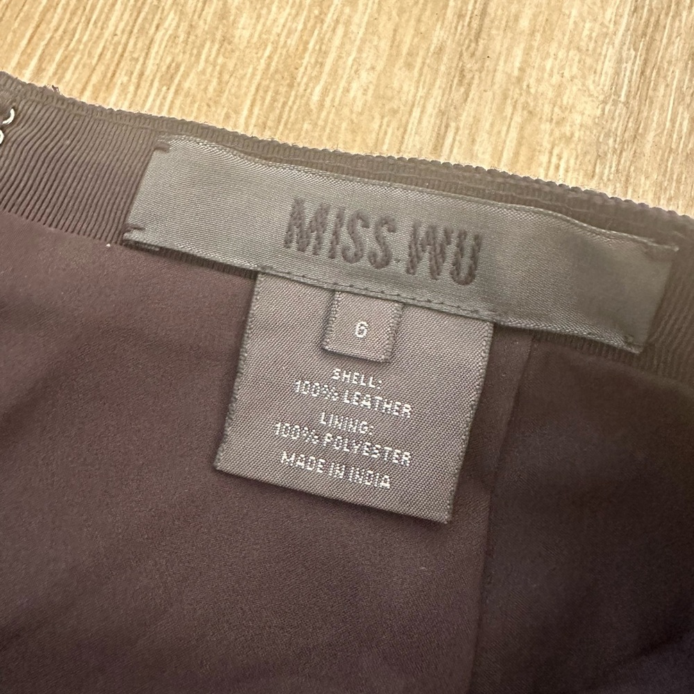 Women's Black Leather A-Line Skirt - Picture 6 of 10